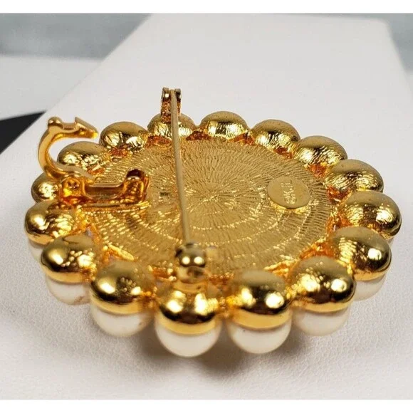Vintage 1960's Kenneth Jay Lane Faux Pearl Gold Tone Circular Pendant Brooch Pin
